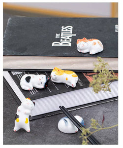 Gohobi Ceramic Lucky Cat Chopstick Rest: Orange