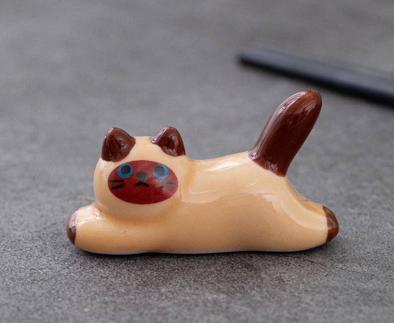 Gohobi Ceramic Lying Cat Chopstick Rest - Brown Siamese cat