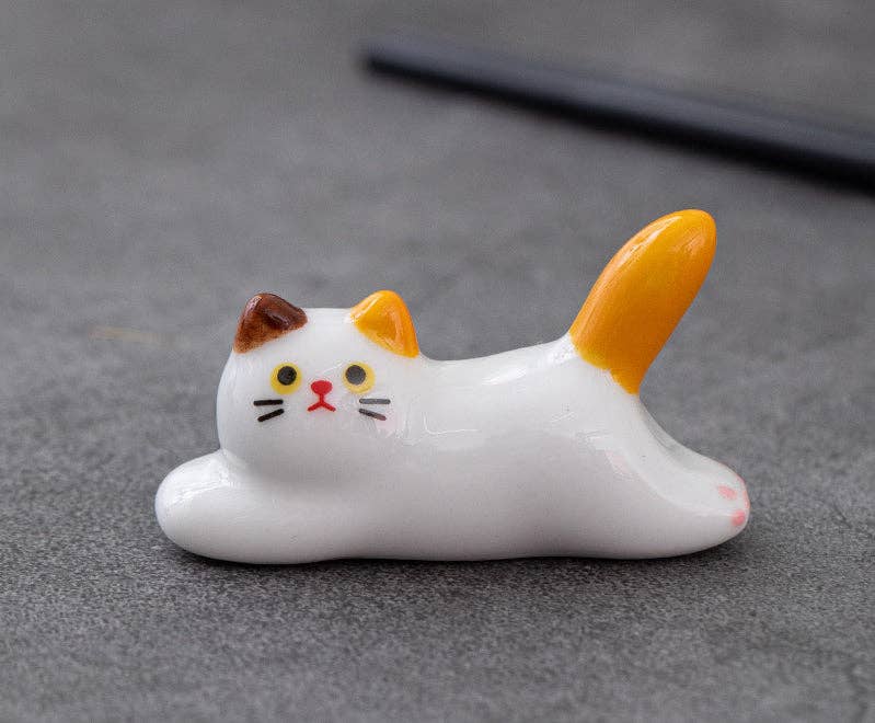Gohobi Ceramic Lying Cat Chopstick Rest - Yellow/White cat