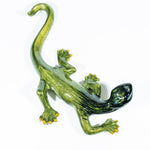 Laden Sie das Bild in den Galerie-Viewer, Brushed Lime Gecko Large 23 cm

