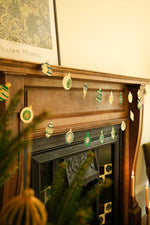 Laden Sie das Bild in den Galerie-Viewer, UK/EU: Christmas Ornaments Sewn Garland
