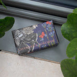 Laden Sie das Bild in den Galerie-Viewer, Kew Gardens Lavender and Rosemary Soap
