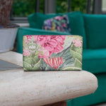 Load image into Gallery viewer, Kew Gardens Dianthus and Ginger Soap
