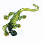 Laden Sie das Bild in den Galerie-Viewer, Brushed Lime Gecko Large 23 cm
