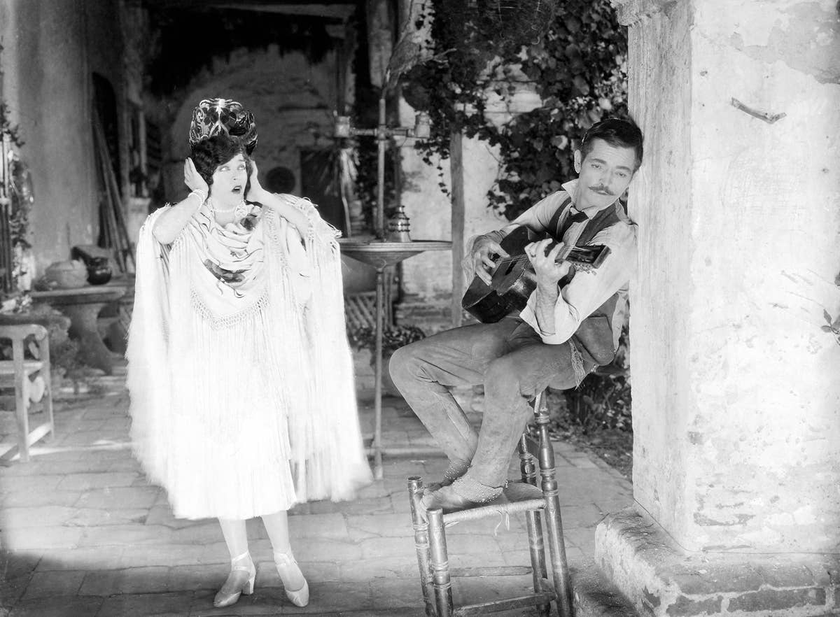 Protecting her ears from the serenade  blank retro card