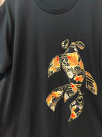 Carica l'immagine nel visualizzatore di Gallery, Mosaic Kingyo bespoke tshirt
