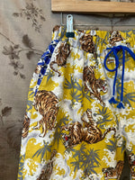 Carica l'immagine nel visualizzatore di Gallery, MIKOSHI Cotton Shorts
