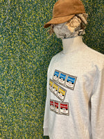 Laden Sie das Bild in den Galerie-Viewer, NEKOKAN Cat Patch Sweatshirt
