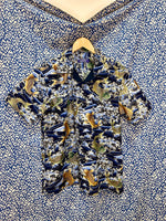 Laden Sie das Bild in den Galerie-Viewer, KOI OYOGI Cotton Shirt
