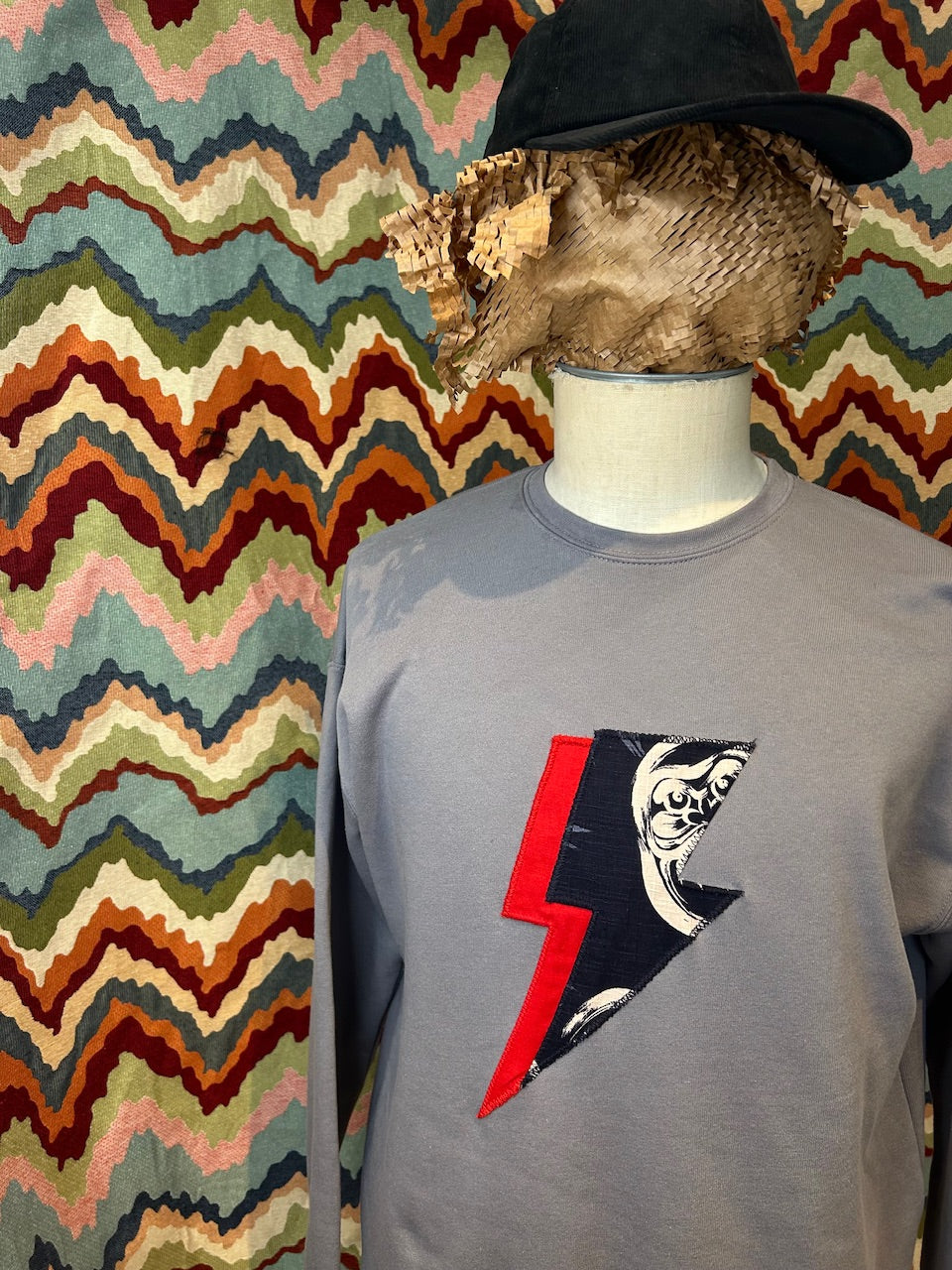 RAIJIN Bolt Patch Off-shoulder Fleece / Made to order