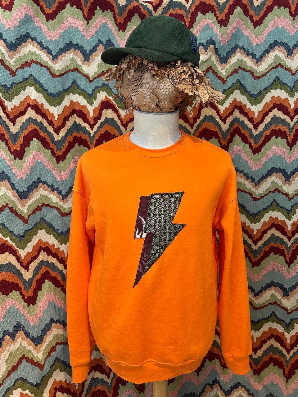 FUUJIN Bolt Patch Off-shoulder Fleece / Made to order