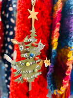 画像をギャラリービューアに読み込む, Xmas Peek-A-Boo by Shoeless Joe
