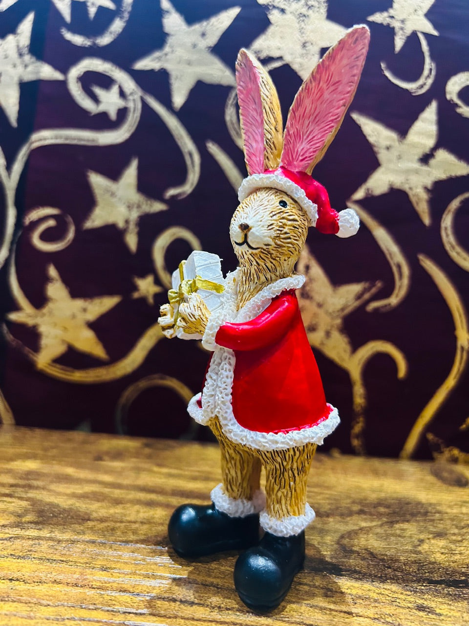 Jasper Rabbit Santa Present, 15cm