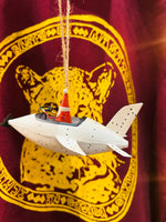 Laden Sie das Bild in den Galerie-Viewer, Santa In White Plane
