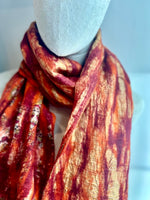 画像をギャラリービューアに読み込む, Felt and Silk Scarf - Flaming Red

