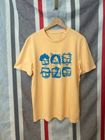 Carica l'immagine nel visualizzatore di Gallery, Doodlez Blue on Sherbet Peach T-shirt
