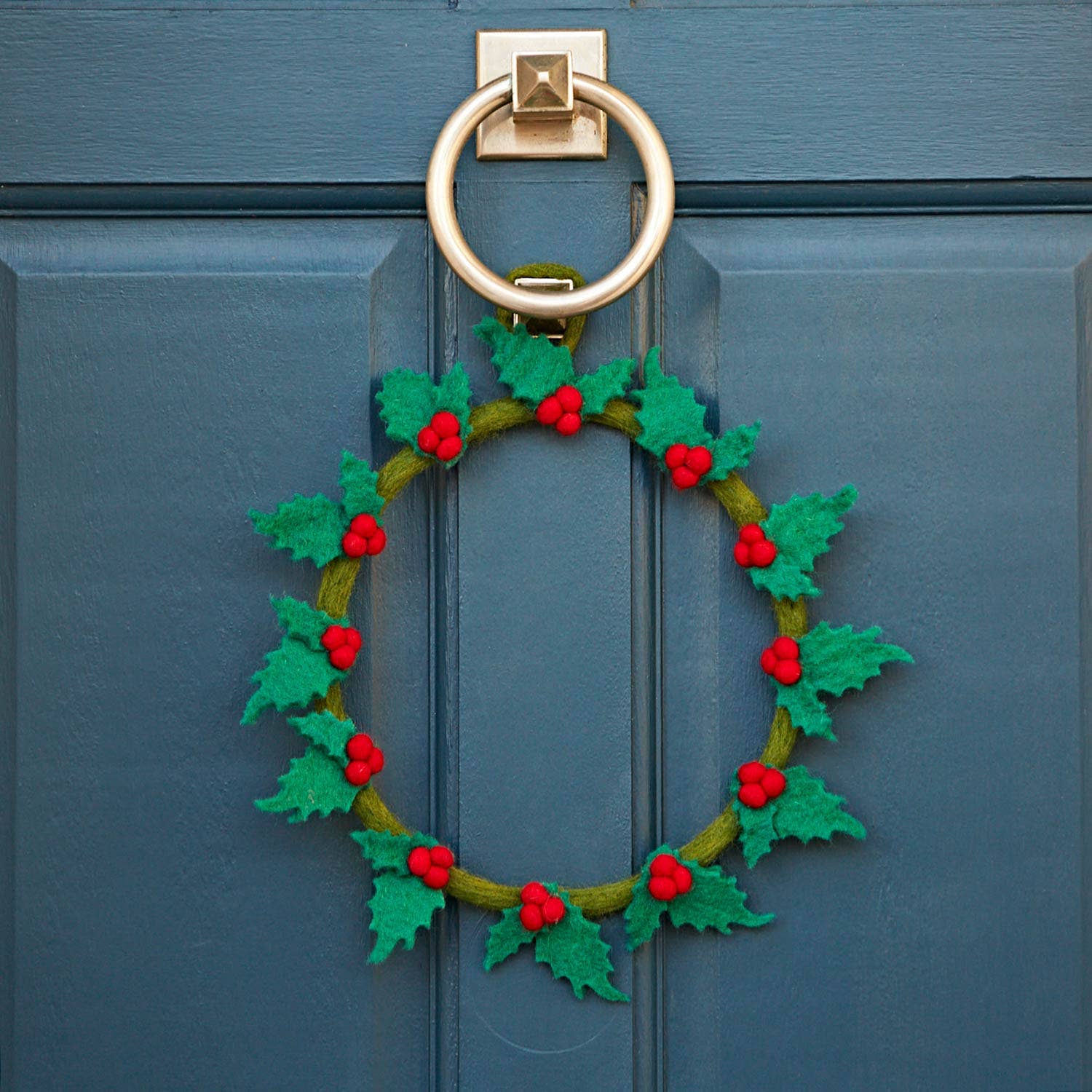 Felt Holly Christmas Wreath