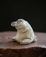 画像をギャラリービューアに読み込む, Gohobi Handmade Ceramic YiXing Clay Crocodile Ornament Tea pet
