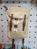 Load image into Gallery viewer, Vintage Backpack - Caramel
