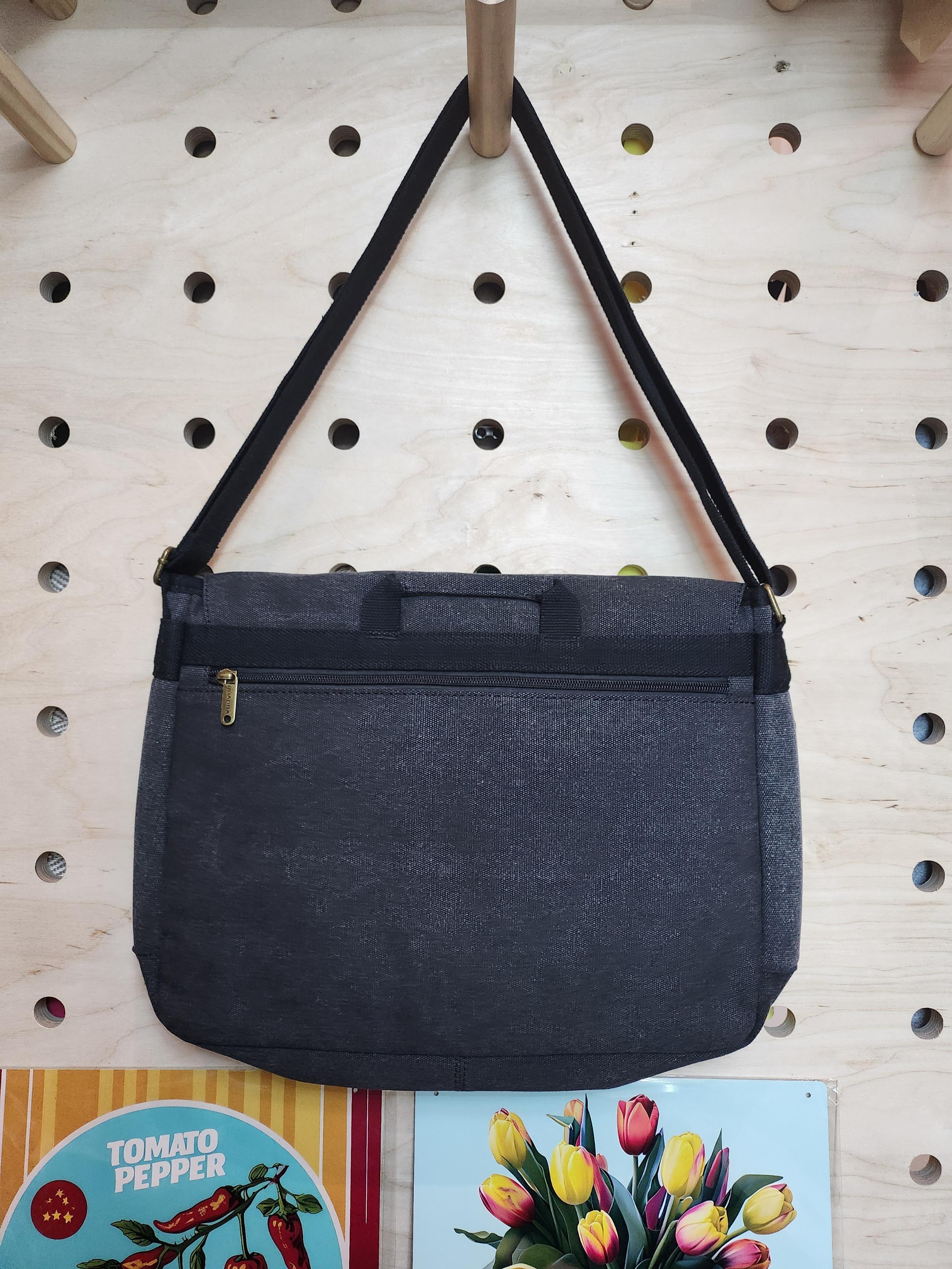 Vintage Canvas Messenger Bag - Black