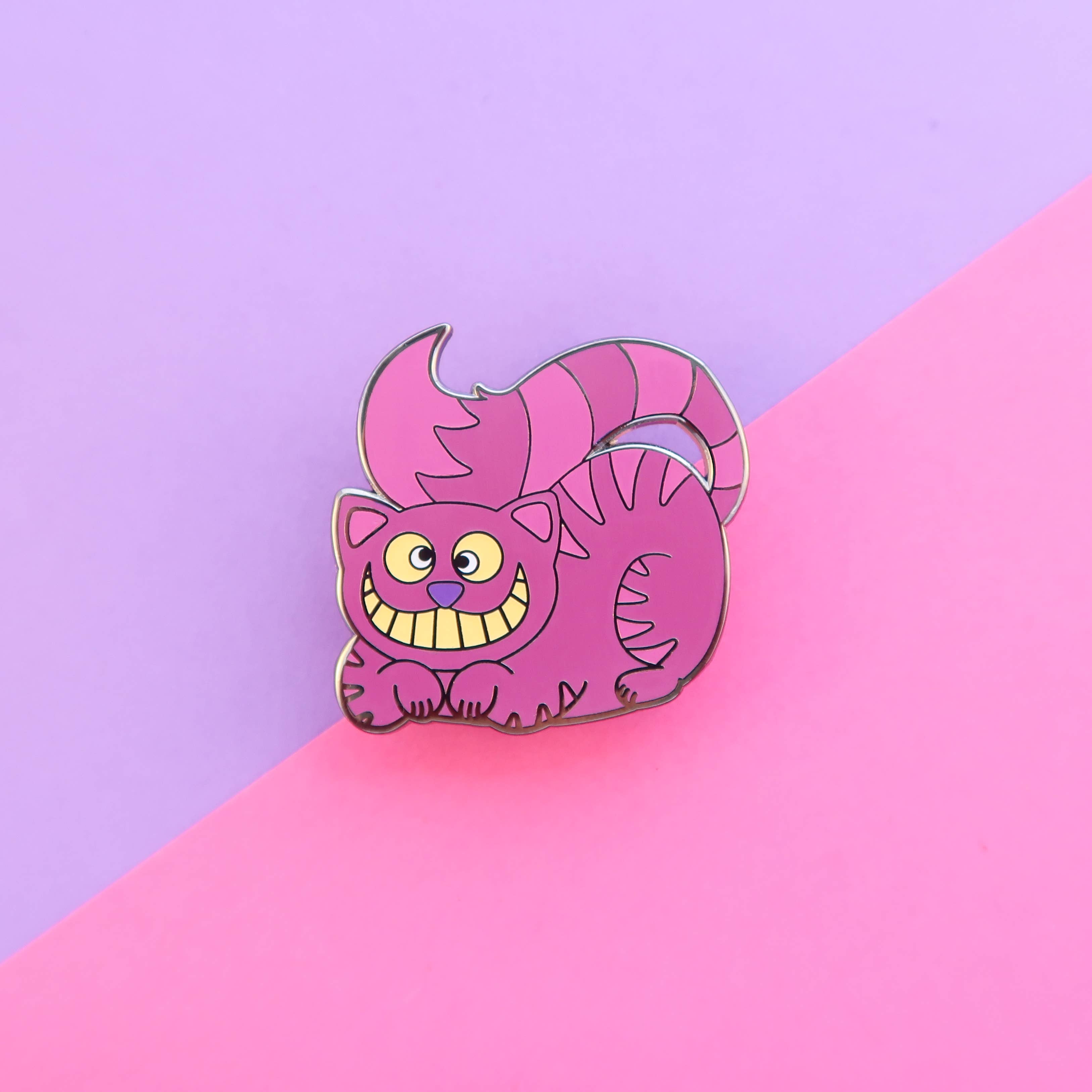 Smiling Cheshire Cat - hard enamel pin (38mm)