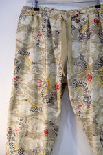 Load image into Gallery viewer, TSUKIGI Dragon Beige Cotton Joggers
